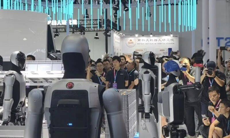 人形機器人賽道風起云涌 優必選獲10億美元融資，智能研發駛入快車道